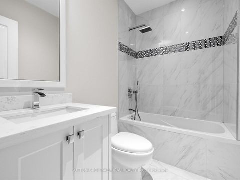 Photo 44 at 5 Lloydminster Crescent, Willowdale East, Toronto