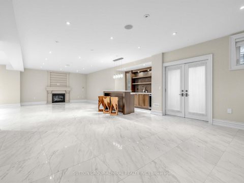 Photo 48 at 5 Lloydminster Crescent, Willowdale East, Toronto