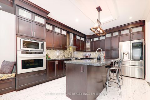 Photo 18 at 12 Castle Rock Court, Cedarwood, Markham