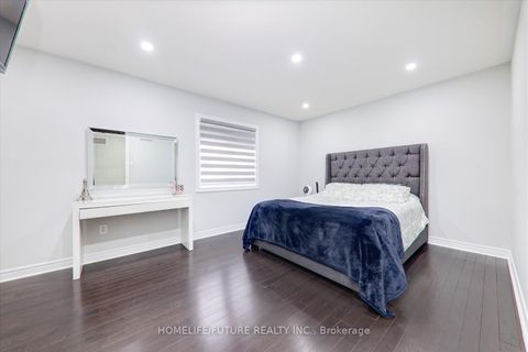 Photo 28 at 12 Castle Rock Court, Cedarwood, Markham