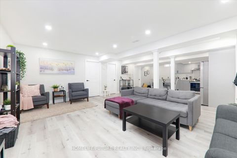 Photo 41 at 12 Castle Rock Court, Cedarwood, Markham