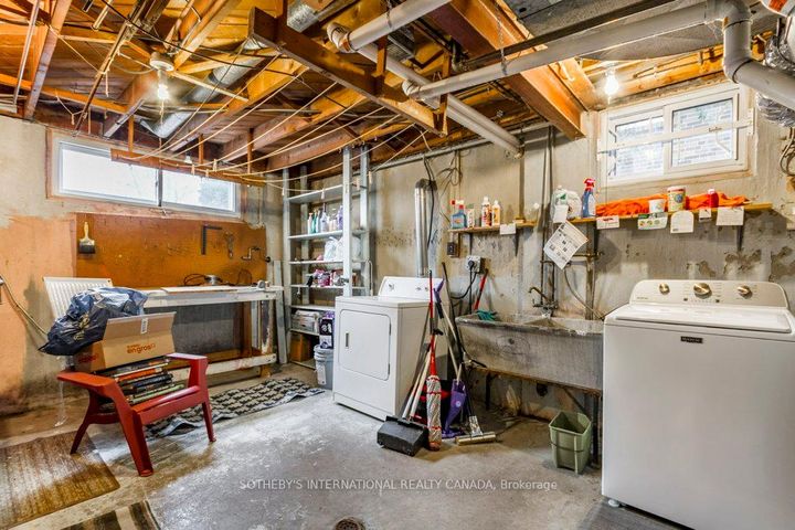 Photo 23 at 21 Summerside Crescent, Hillcrest Village, Toronto