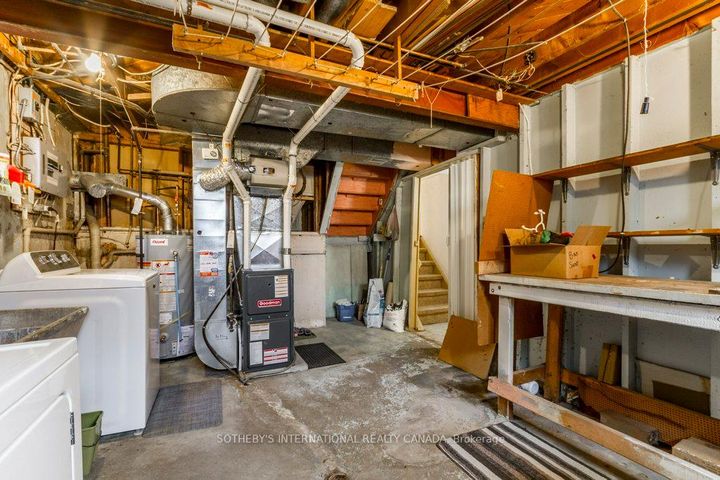 Photo 24 at 21 Summerside Crescent, Hillcrest Village, Toronto