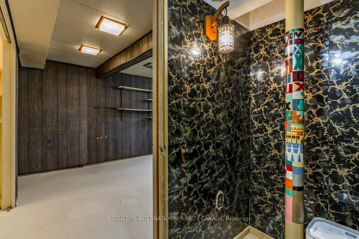 Photo 25 at 21 Summerside Crescent, Hillcrest Village, Toronto