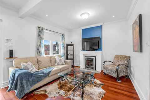 Photo 3 at 144 Westlake Avenue, Lumsden, Toronto