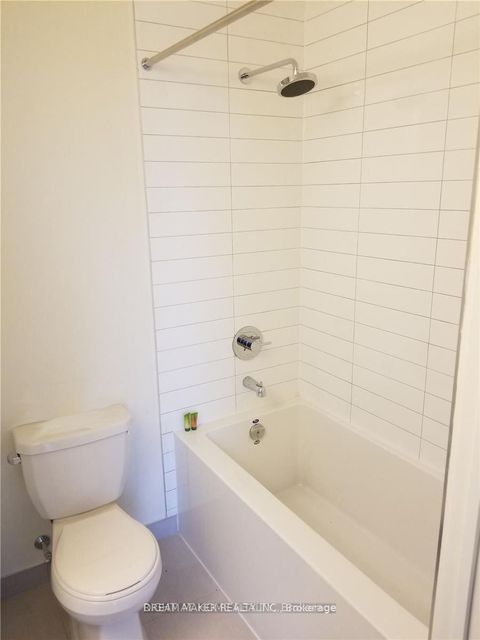 Photo 18 at 820 - 460 Adelaide Street E, Moss Park, Toronto