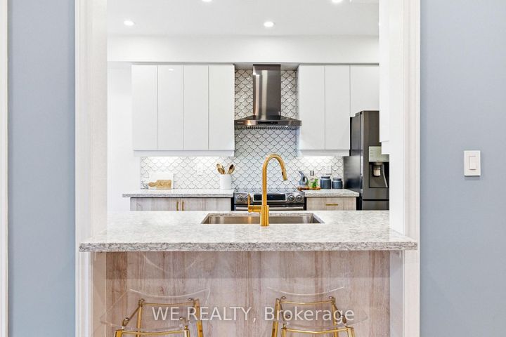 Photo 5 at 1911 Calvington Drive, Highbush, Pickering