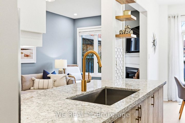 Photo 6 at 1911 Calvington Drive, Highbush, Pickering