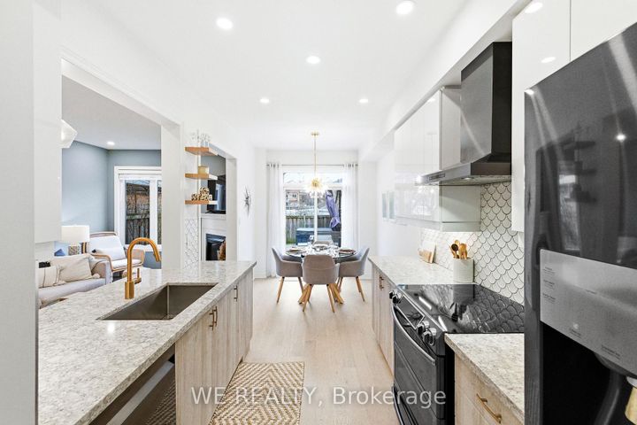 Photo 7 at 1911 Calvington Drive, Highbush, Pickering