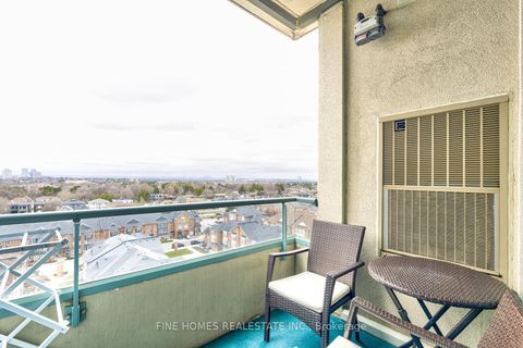 Photo 24 at PH102 - 1 Emerald Lane, Yorkhill, Vaughan