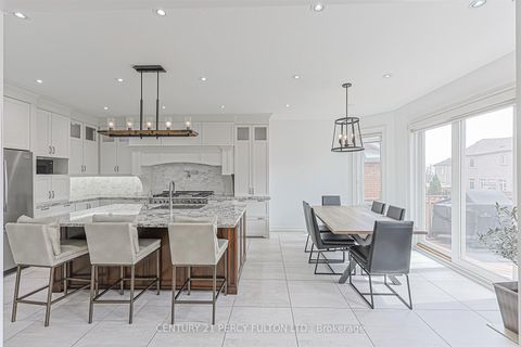 Photo 12 at 159 Jefferson Forest Drive, Jefferson, Richmond Hill