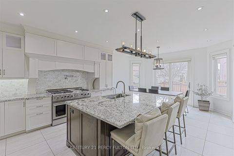 Photo 13 at 159 Jefferson Forest Drive, Jefferson, Richmond Hill