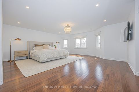 Photo 16 at 159 Jefferson Forest Drive, Jefferson, Richmond Hill