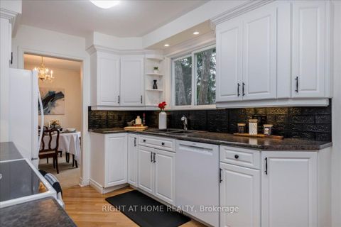 Photo 13 at 140 Orsi Drive, College Manor, Newmarket