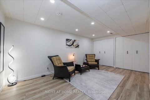 Photo 28 at 140 Orsi Drive, College Manor, Newmarket