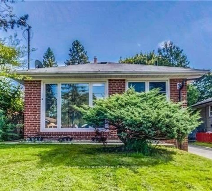 Photo 5 at 3 Botany Hill Road, Morningside, Toronto