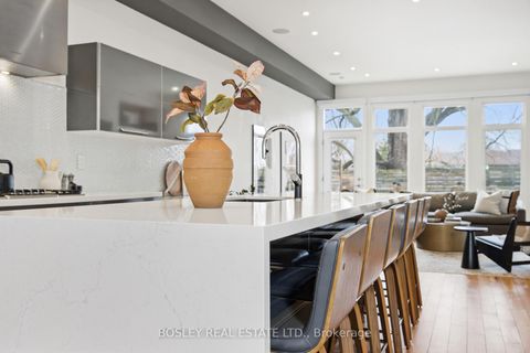 Photo 6 at 17 Vince Avenue, Woodbine Corridor, Toronto