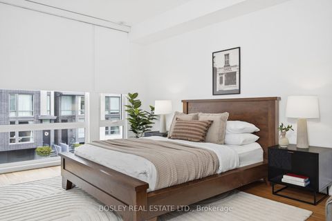 Photo 10 at 17 Vince Avenue, Woodbine Corridor, Toronto