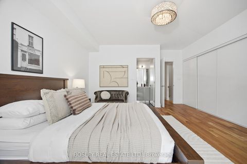 Photo 11 at 17 Vince Avenue, Woodbine Corridor, Toronto