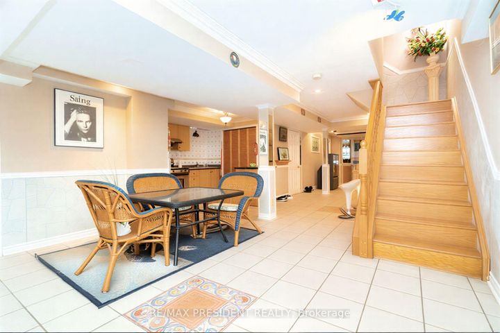 Photo 15 at 3211 Bloomfield Drive, Lisgar, Mississauga