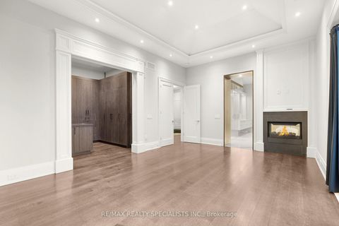 Photo 18 at 95 Lord Seaton Road, Windfields, Toronto