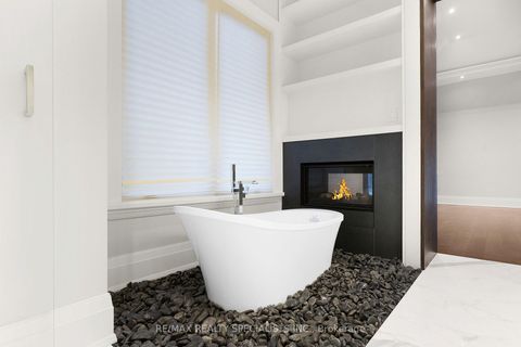 Photo 23 at 95 Lord Seaton Road, Windfields, Toronto