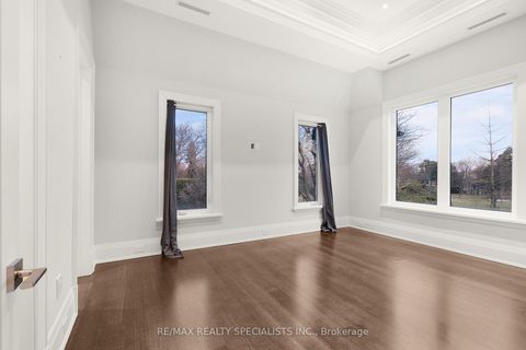 Photo 24 at 95 Lord Seaton Road, Windfields, Toronto