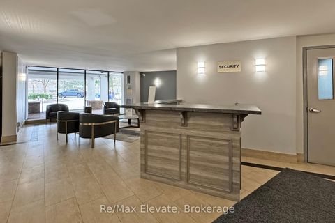 Photo 5 at 406 - 5 Shady Golfway, Flemingdon Park, Toronto