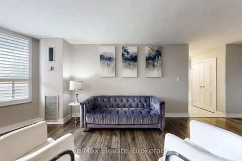 Photo 10 at 406 - 5 Shady Golfway, Flemingdon Park, Toronto