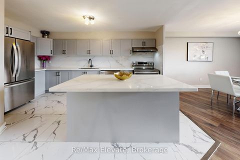 Photo 13 at 406 - 5 Shady Golfway, Flemingdon Park, Toronto