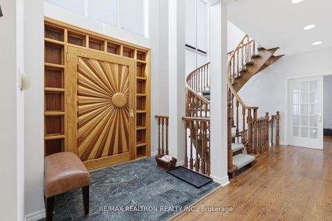 Photo 6 at 1 Sunforest Court, Newtonbrook West, Toronto