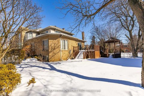 Photo 46 at 1 Sunforest Court, Newtonbrook West, Toronto
