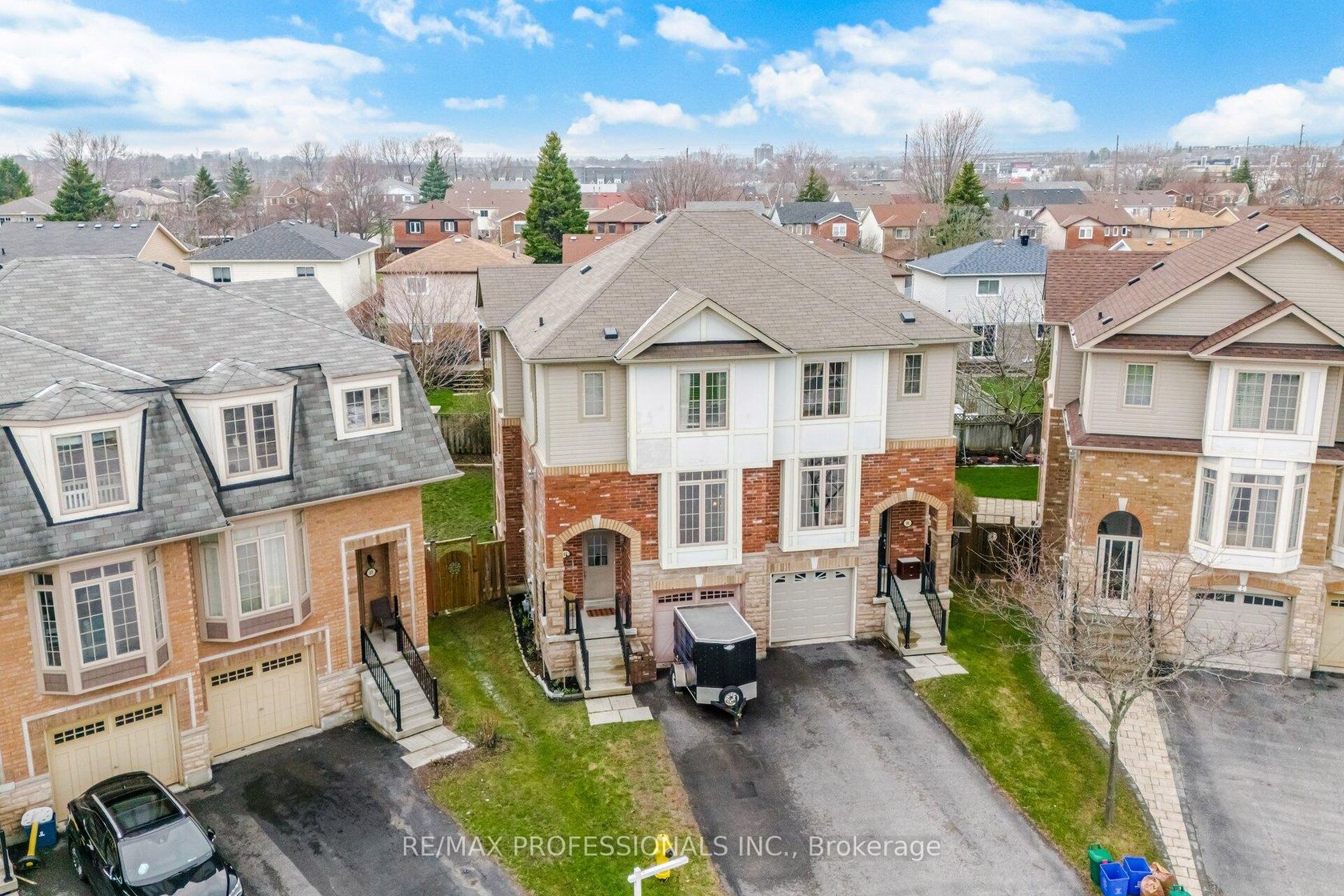 45 Horton Street, Central East, Ajax 