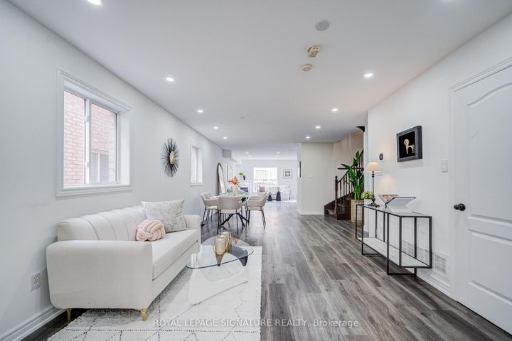 Photo 1 at 76 Derrywood Drive, Patterson, Vaughan