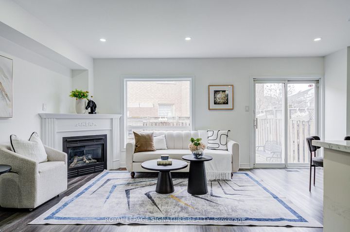 Photo 9 at 76 Derrywood Drive, Patterson, Vaughan