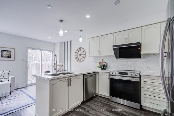 Photo 15 at 76 Derrywood Drive, Patterson, Vaughan