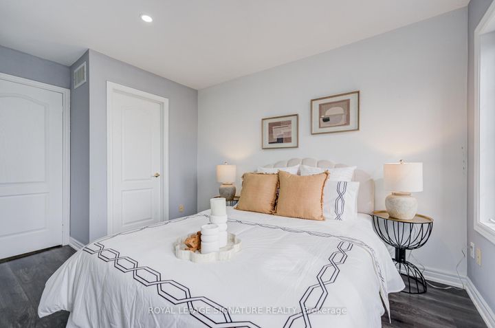 Photo 32 at 76 Derrywood Drive, Patterson, Vaughan