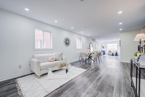 Photo 2 at 76 Derrywood Drive, Patterson, Vaughan