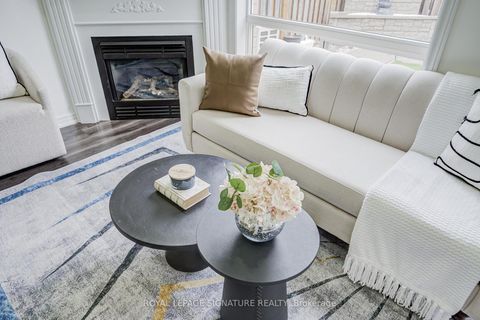 Photo 11 at 76 Derrywood Drive, Patterson, Vaughan