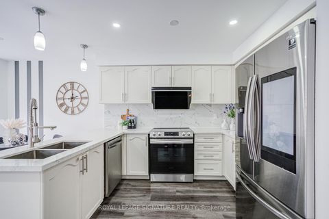 Photo 14 at 76 Derrywood Drive, Patterson, Vaughan