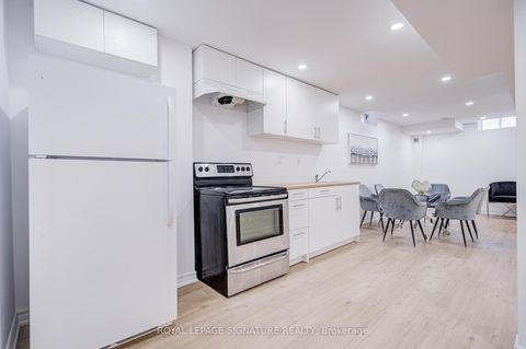 Photo 38 at 76 Derrywood Drive, Patterson, Vaughan