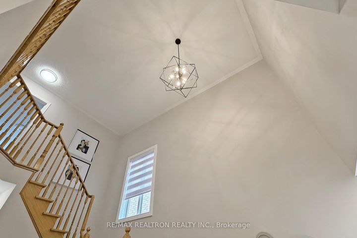 Photo 20 at 116 Southbrook Crescent, Cachet, Markham