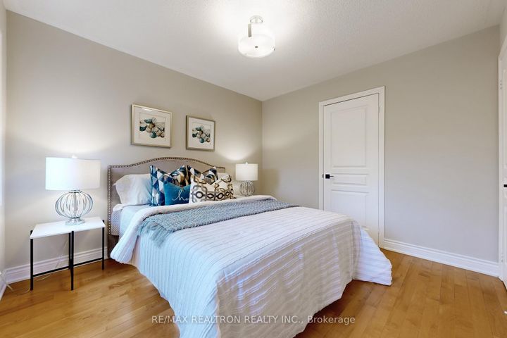 Photo 28 at 116 Southbrook Crescent, Cachet, Markham