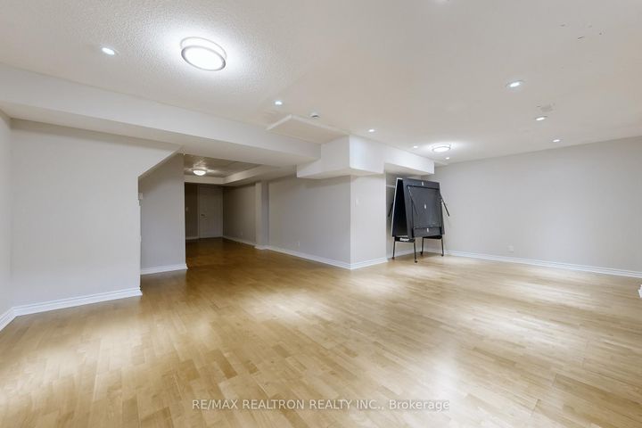 Photo 34 at 116 Southbrook Crescent, Cachet, Markham