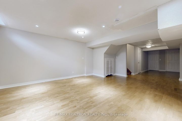 Photo 35 at 116 Southbrook Crescent, Cachet, Markham