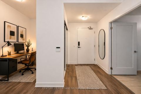 Photo 2 at 802 - 105 Oneida Crescent, Langstaff, Richmond Hill