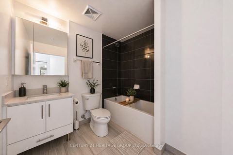 Photo 5 at 802 - 105 Oneida Crescent, Langstaff, Richmond Hill