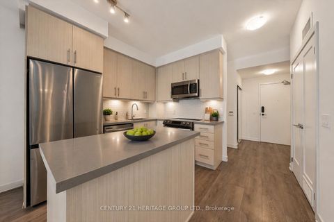 Photo 7 at 802 - 105 Oneida Crescent, Langstaff, Richmond Hill