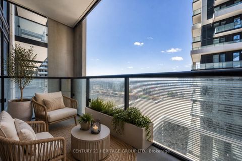 Photo 12 at 802 - 105 Oneida Crescent, Langstaff, Richmond Hill