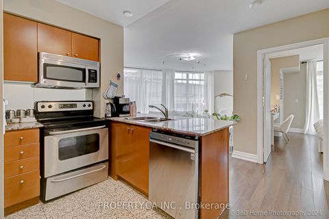 Photo 10 at 702 - 8 Scollard Street, Annex, Toronto